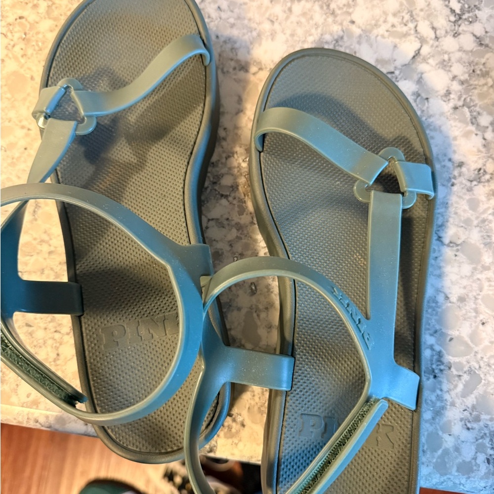 PINK Victoria's Secret Teal Sandals